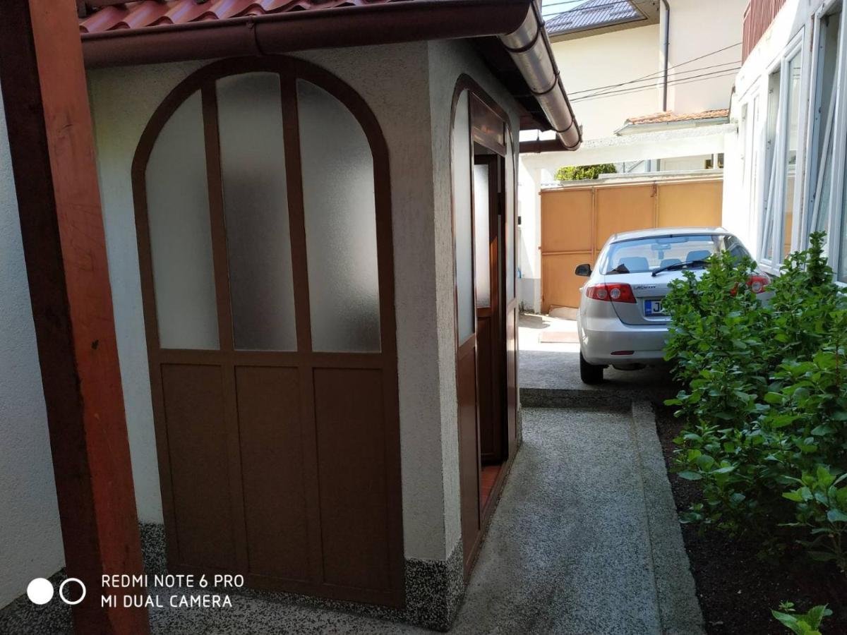 Guesthouse Vratnik サラエヴォ エクステリア 写真