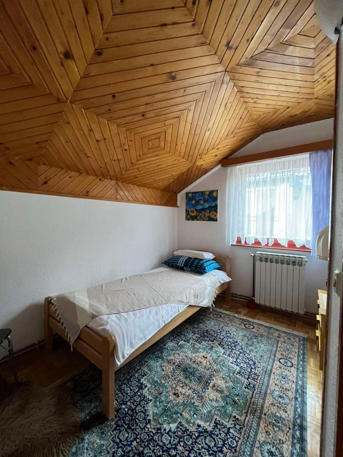 Guesthouse Vratnik サラエヴォ エクステリア 写真