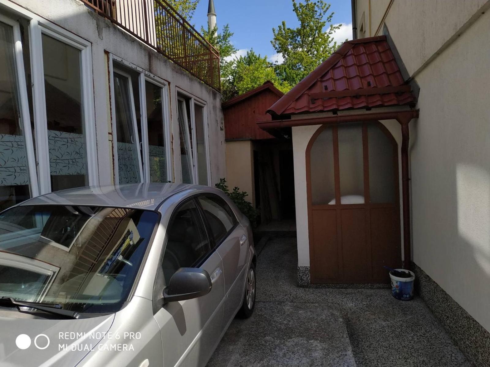 Guesthouse Vratnik サラエヴォ エクステリア 写真