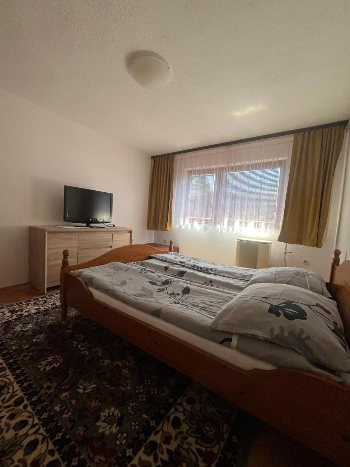 Guesthouse Vratnik サラエヴォ エクステリア 写真